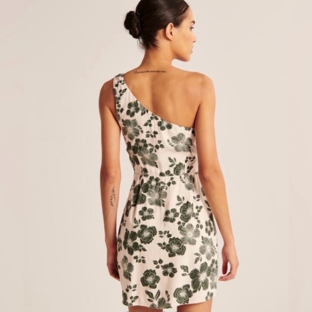 Abercrombie & Fitch Floral Sleeveless Dress - Picture 4 of 4